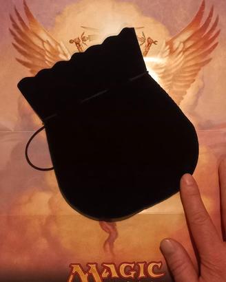 Pochette in velluto vintage semirigida.