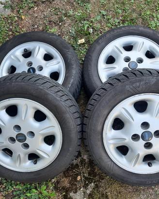 Cerchi più gomme fiat brava