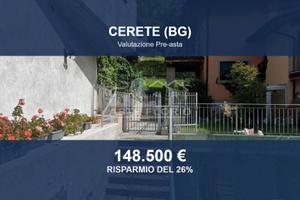 Immobile in asta di 147 m² con box auto a Cerete