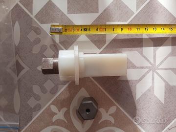 Accessori tritacarne e spremipomodoro 