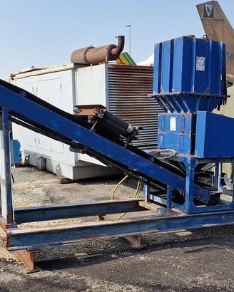 Mulino per cavi elettrici o plastica con magnete