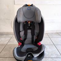 Seggiolino auto Chicco Grow-Up 123 (9-36kg)