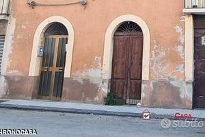 Bottega ad una luce zona Tremestieri