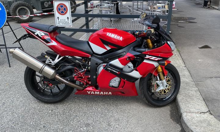 Yamaha r6 2001