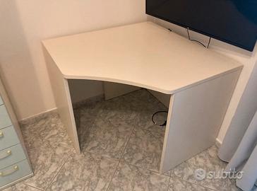 Scrivania angolare
