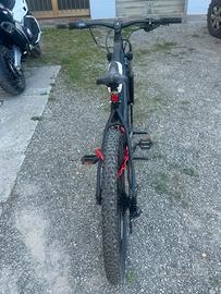 Mountain Bike Elettrica Rockrider ST 500