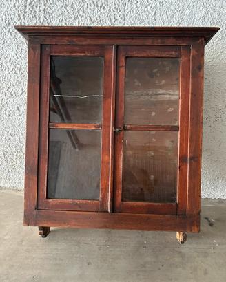 Vetrinetta vintage da restaurare