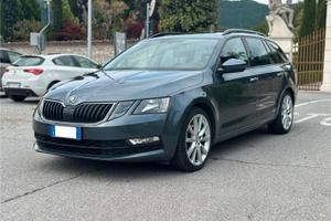 Skoda octavia wagon 2.0 TDI AMBITION 150 CV DSG