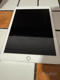 IPAD 6 GENERAZIONE 9.7(WI-FI +CELLULAR) ARGENTO