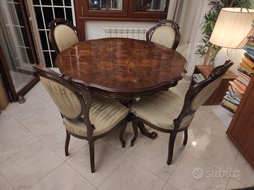 Tavolo tondo allungabile in legno con 4 sedie 