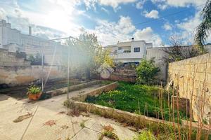 CASA INDIPENDENTE A RACALE