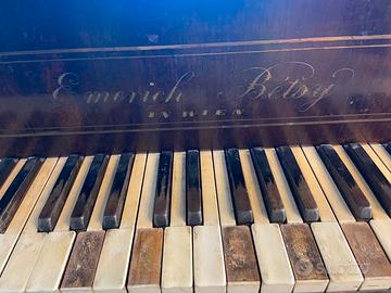 piano mezza coda da restaurare