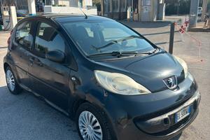 Peugeot 107 5p. Sweet Years