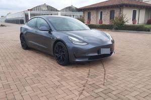 Tesla Model 3 Performance