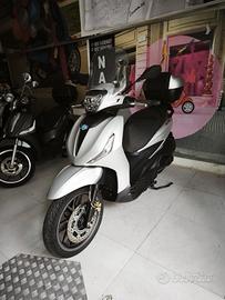 Piaggio Beverly 300 i.e. ABS ASR GRIGIO SATINATO