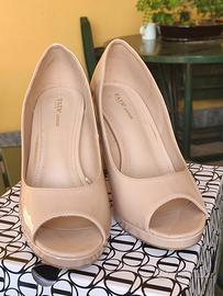 Decolletè beige cipria n. 39 marca TATA Italia