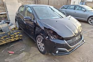 Peugeot 208 1.4hdi 2015