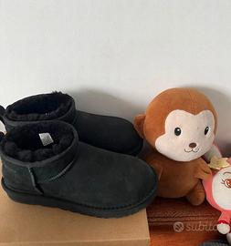 UGG Mini Nero  EU 40