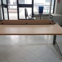 SCRIVANIE E PARETI DIVISORIE