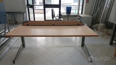 SCRIVANIE E PARETI DIVISORIE