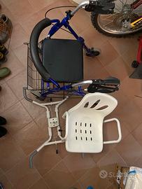 Deambulatore sedia vasca per anziani