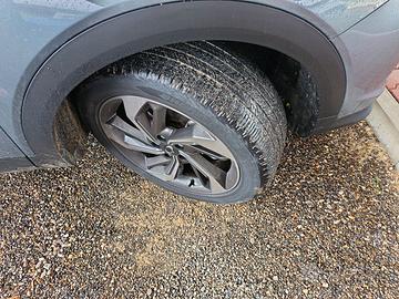 Gomme 235/50/R19/99H
