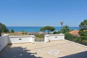 Appartamenti fronte mare