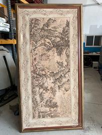 Arazzo vintage con cornice dorata