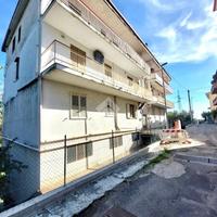 5 LOCALI A SOVERIA SIMERI