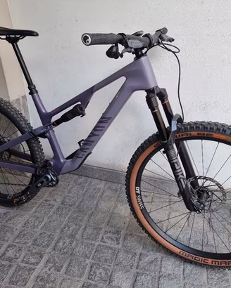 MTB Canyon CF8