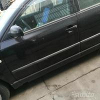 Porta anteriore sinistra vw passat anno 2000 sw