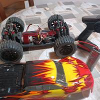 Automodello fuoristrada radiocomandato a batte 4wd