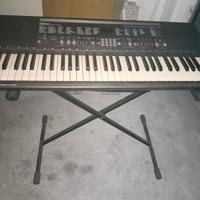 pianola Yamaha PSR 300 + cavalletto