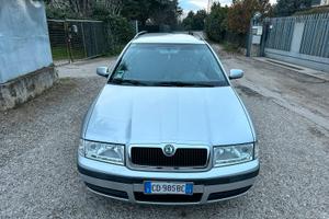 Skoda Octavia 1.9 Tdi / gancio traino