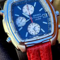 Seiko Cronograph SQ100 Acciaio