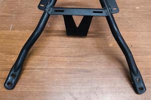 XMAX 250 staffa bauletto 