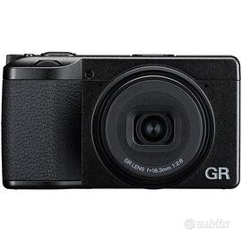 RICOH GR IV - NUOVA