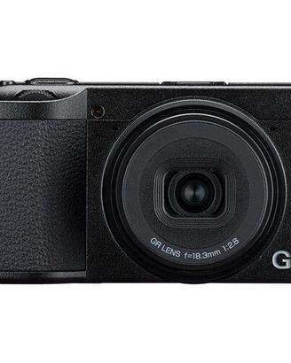 RICOH GR IV - NUOVA
