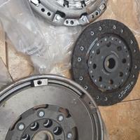 LuK RepSet DMF 600032900 + disinnesto
kit completo