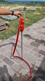 pompa a manovella per il travaso di liquidi da fus