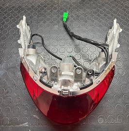 faro posteriore kymco