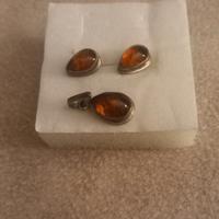 orecchini+ciondolo in Ambra