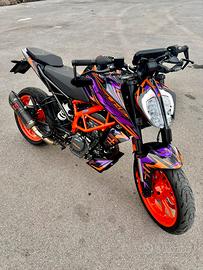 KTM DUKE 125 2021 – PERFETTA – SUPER ACCESSORIATA