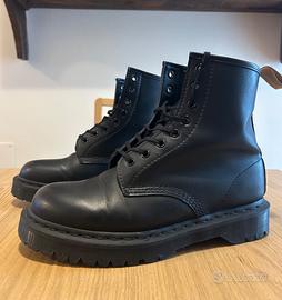 stivali Dr Martens 42 Total Black