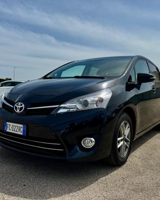 TOYOTA VERSO 1.6 D-4D 5POSTI FULL RETRO MY16