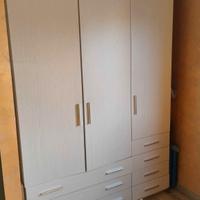 camera  da letto matrimoniale in stile classico in