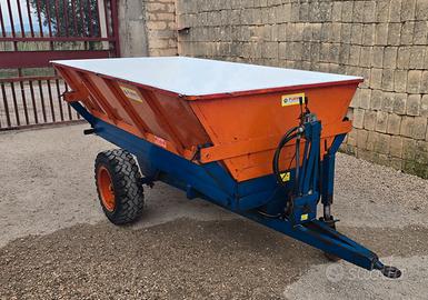 Trattore Carrello Vendemmia Fuiano