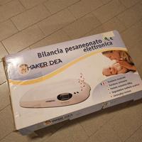 bilancia pesa neonato