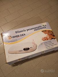 bilancia pesa neonato