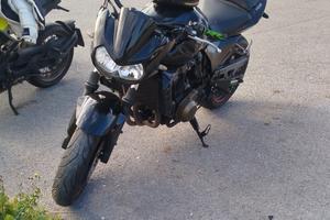 Smembro Kawasaki Z750 2006 (prezzo finto)